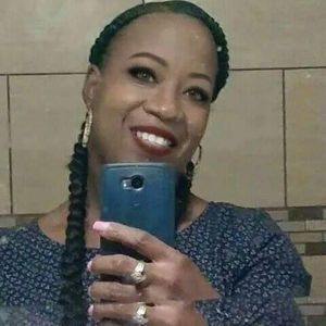 Meet your Posher, Evette